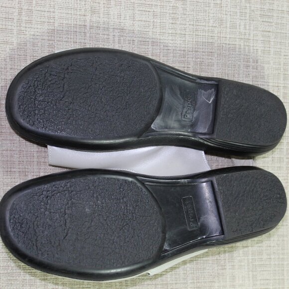 Prophet Women's Size 7.5 Pearl White Leather Flat Hook and Loop Strap Sandals - Picture 8 of 8